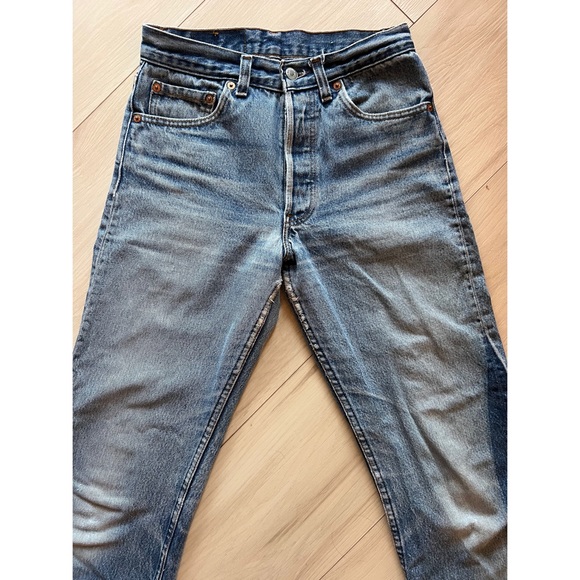 *SOLD* Vintage Levi’s 501 jeans - Picture 2 of 6